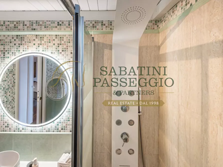 Immagine 19 di Appartamento in vendita  in Piazzale Baiamonti 3 a Milano