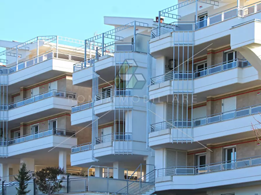 Immagine 2 di Appartamento in vendita  in Via di Vigna Murata a Roma