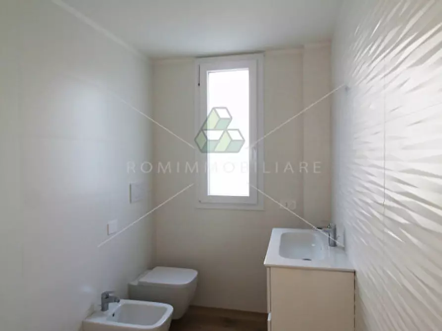 Immagine 8 di Appartamento in vendita  in Via di Vigna Murata a Roma