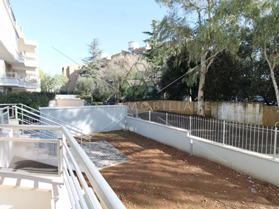 Immagine 11 di Appartamento in vendita  in Via di Vigna Murata a Roma