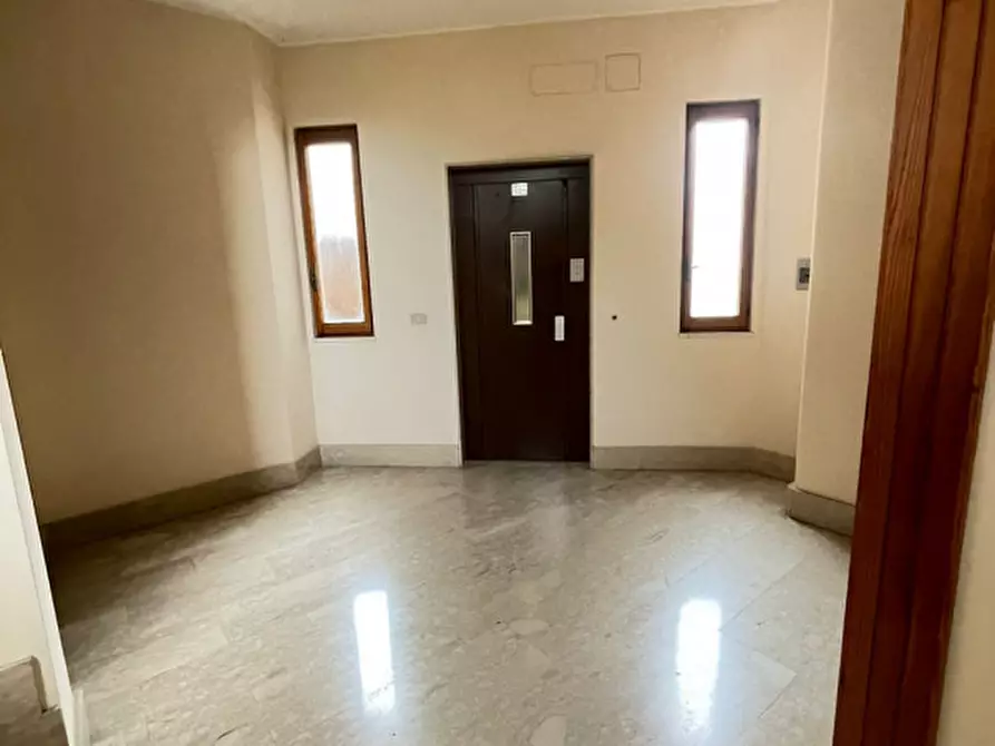 Immagine 18 di Appartamento in affitto  in via vecchia frigole a Lecce