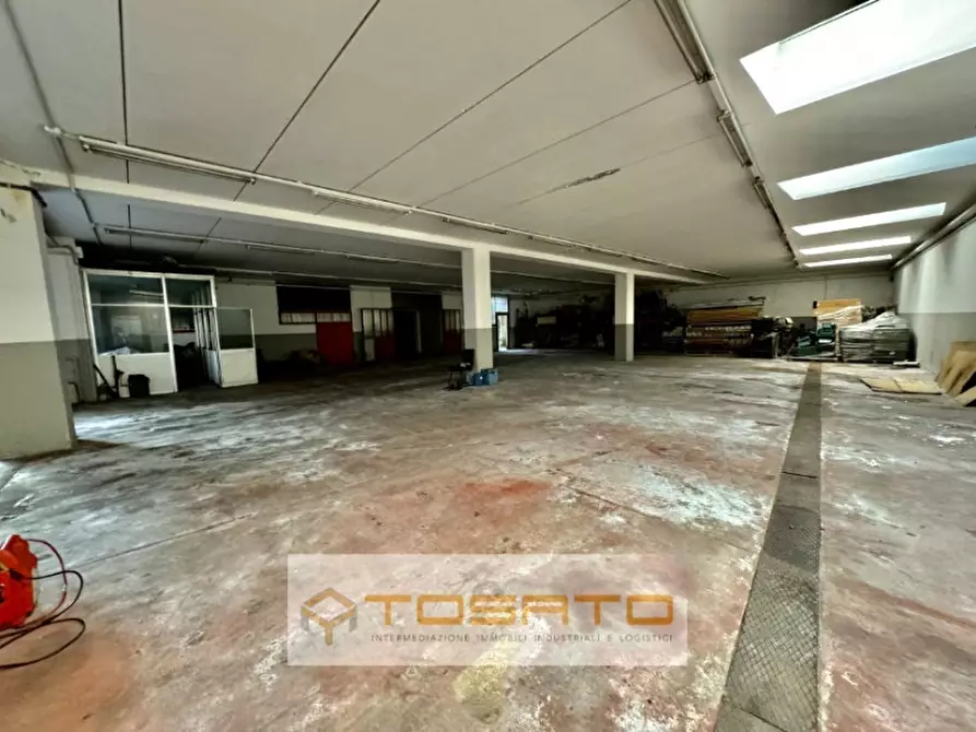 Immagine 1 di Capannone industriale in vendita  a Sona