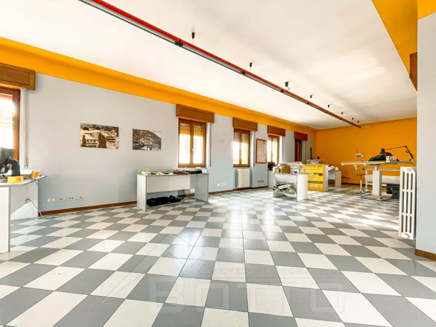 Immagine 2 di Ufficio in vendita  in antonelli 1 a Bellinzago Novarese
