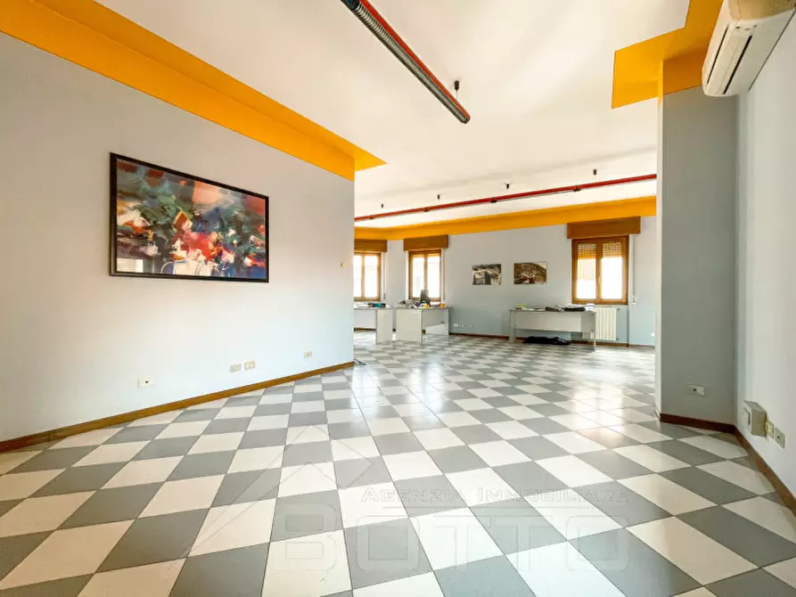 Immagine 5 di Ufficio in vendita  in antonelli 1 a Bellinzago Novarese