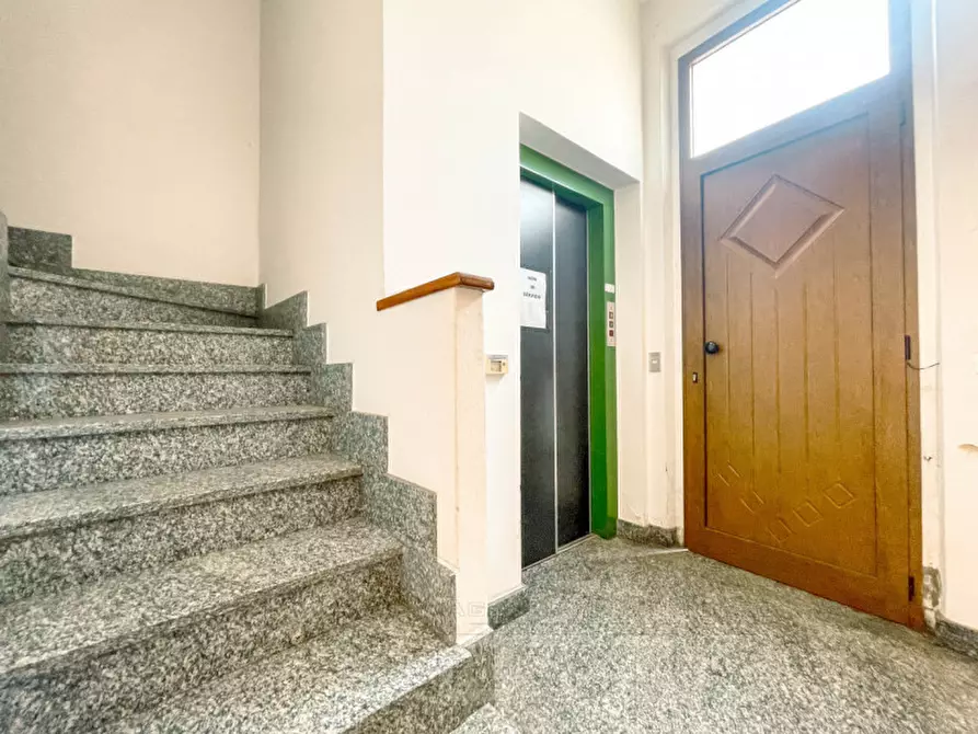 Immagine 10 di Ufficio in vendita  in antonelli 1 a Bellinzago Novarese