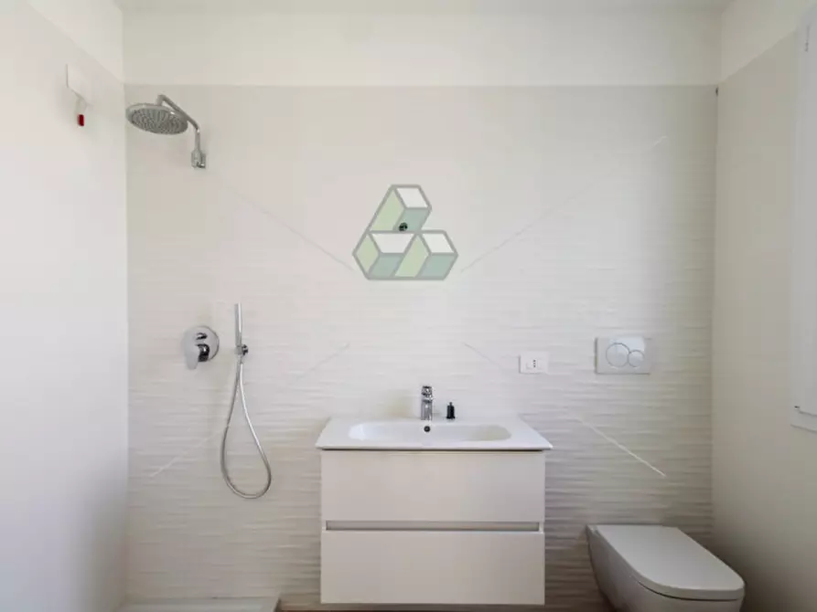 Immagine 6 di Attico in vendita  in Via Del Casale Solaro a Roma