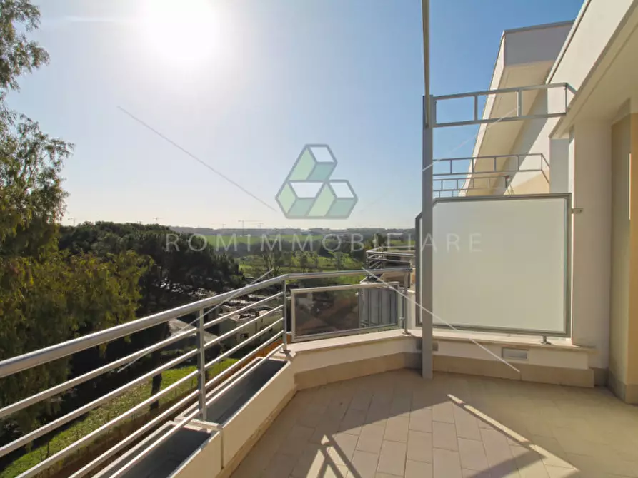 Immagine 10 di Attico in vendita  in Via Del Casale Solaro a Roma