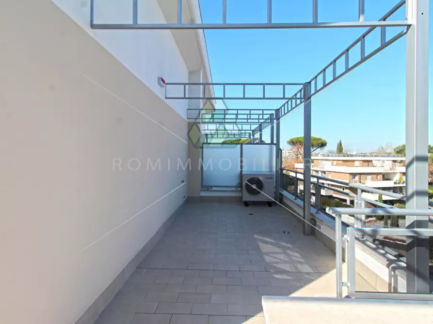 Immagine 11 di Attico in vendita  in Via Del Casale Solaro a Roma