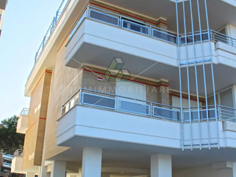 Immagine 10 di Villa in vendita  in Via Del Casale Solaro a Roma