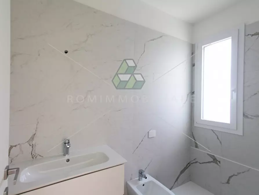 Immagine 15 di Villa in vendita  in Via Del Casale Solaro a Roma