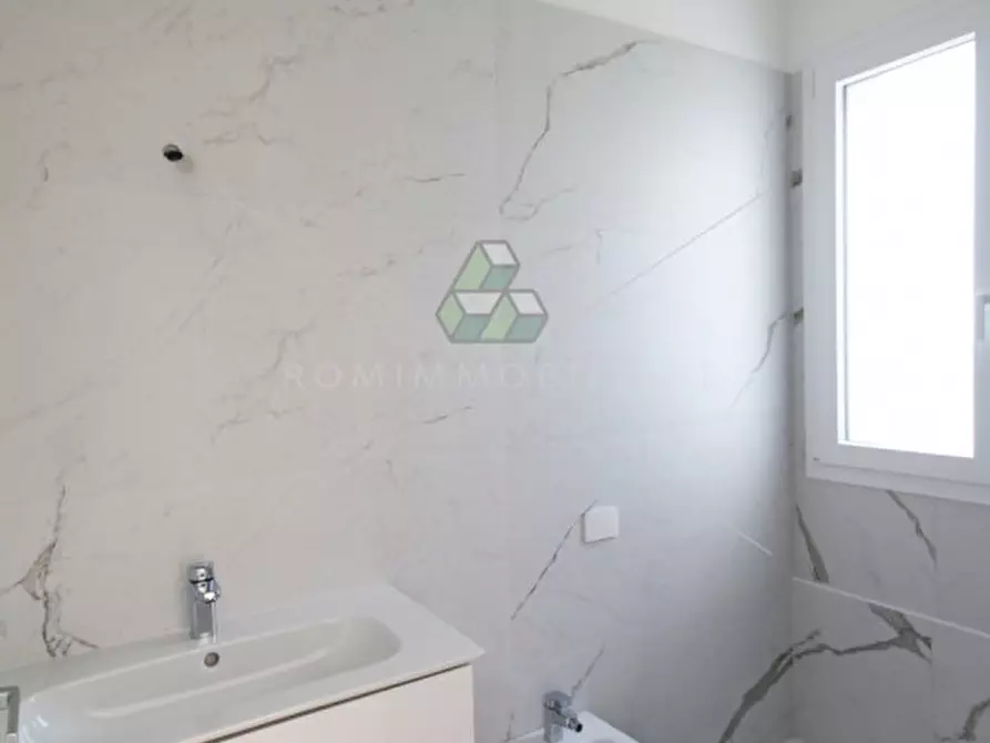 Immagine 16 di Villa in vendita  in Via Del Casale Solaro a Roma