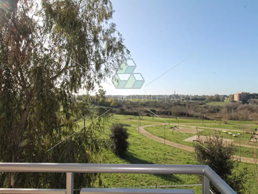 Immagine 21 di Villa in vendita  in Via Del Casale Solaro a Roma