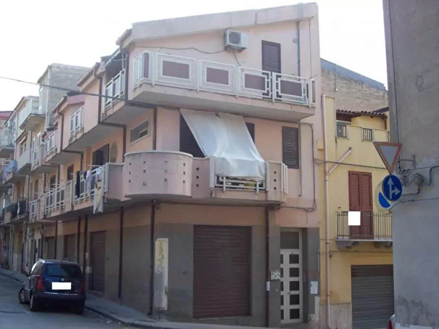 Immagine 1 di Appartamento in vendita  in Via Generale Ameglio, N. 12 a Licata