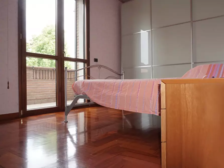 Immagine 21 di Villa in vendita  in Via Dino Mora, 11 a Colorno