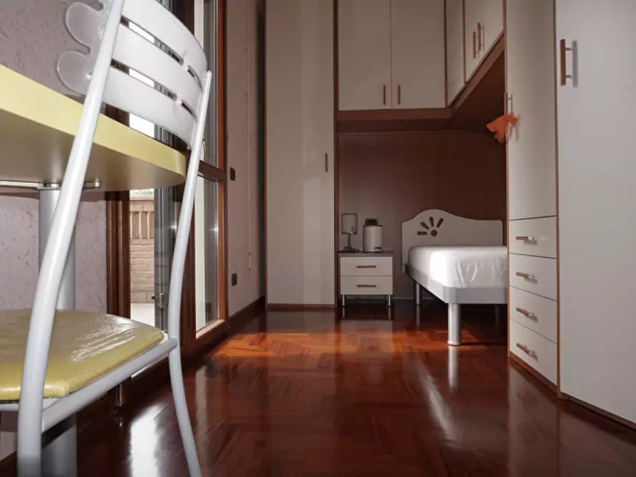 Immagine 28 di Villa in vendita  in Via Dino Mora, 11 a Colorno