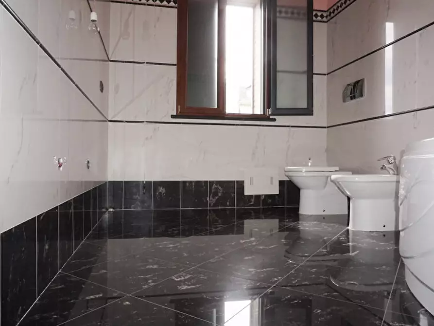 Immagine 33 di Villa in vendita  in Via Dino Mora, 11 a Colorno