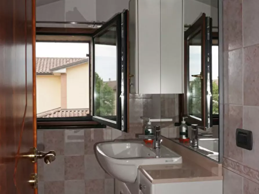 Immagine 38 di Villa in vendita  in Via Dino Mora, 11 a Colorno