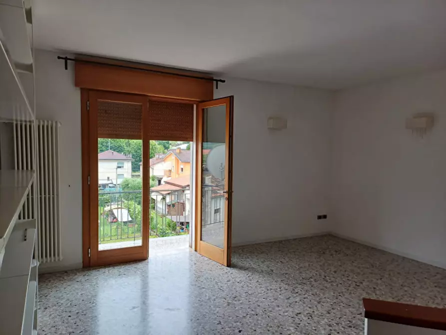 Immagine 5 di Appartamento in vendita  in Vicolo Baldo a Tarzo