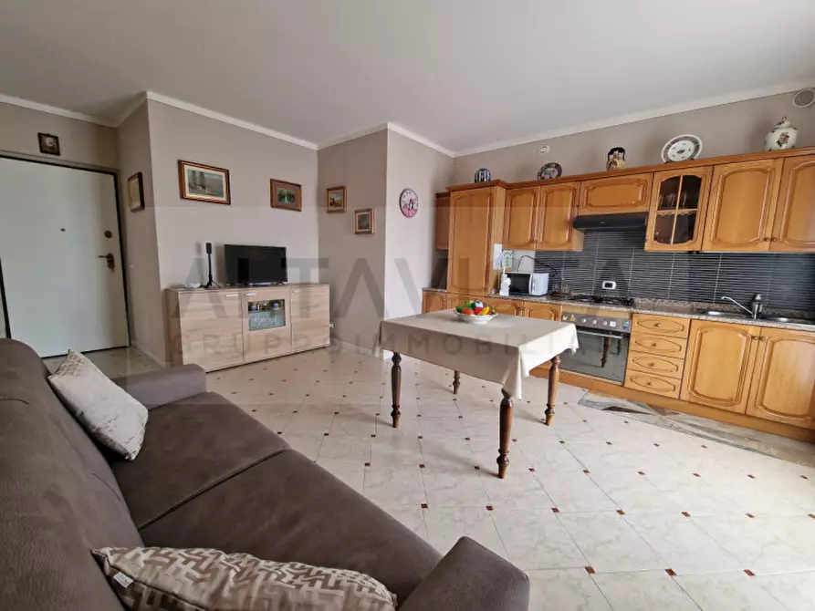 Immagine 1 di Appartamento in vendita  in Via Mons. Bertoli a Lumezzane