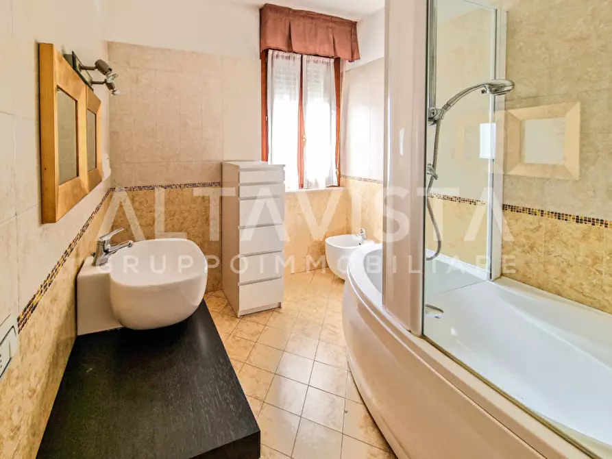 Immagine 14 di Appartamento in vendita  in Via Mons. Bertoli a Lumezzane