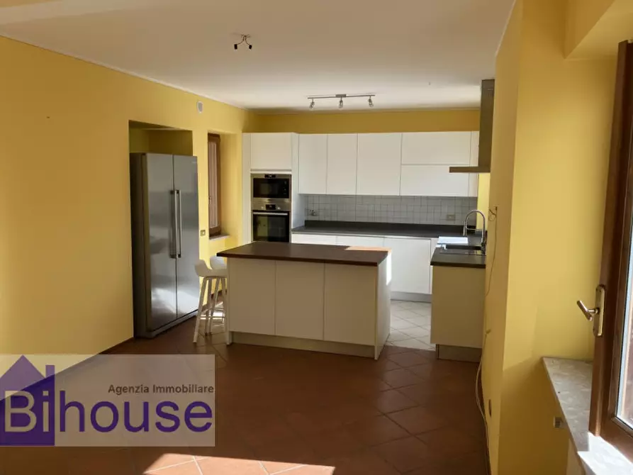 Immagine 3 di Villetta a schiera in vendita  in giardino 21 a Valdilana