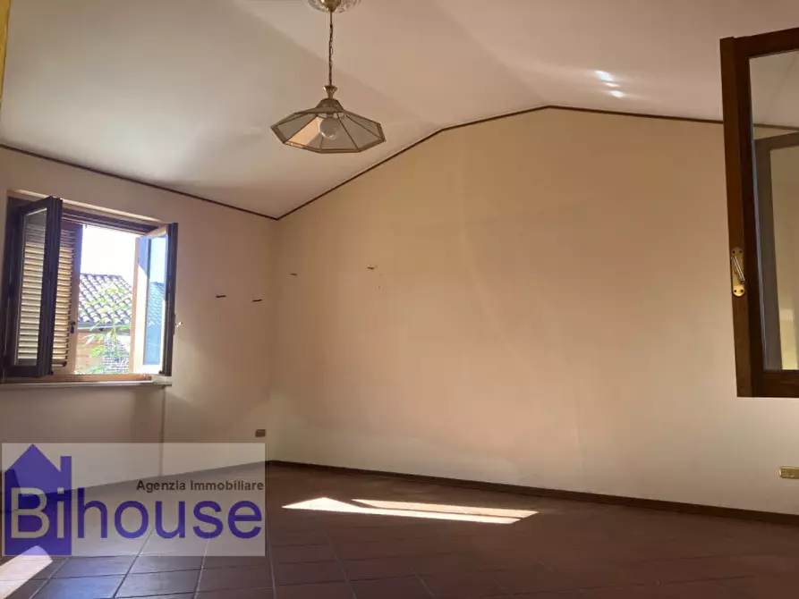 Immagine 13 di Villetta a schiera in vendita  in giardino 21 a Valdilana