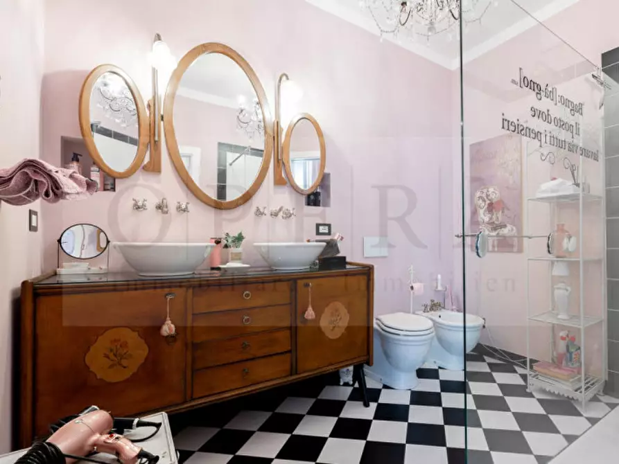 Immagine 22 di Appartamento in vendita  in Via San Osvaldo a Bolzano