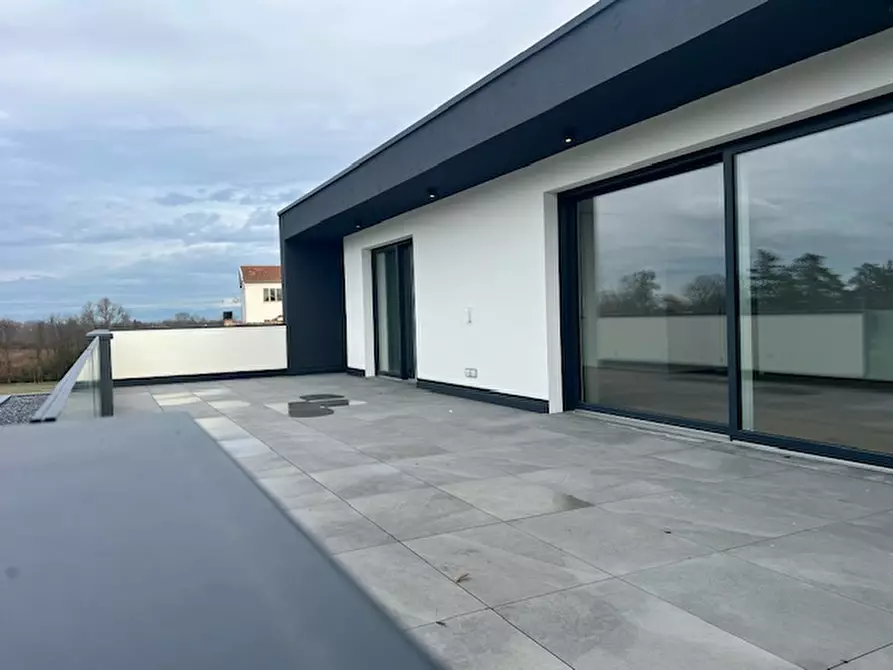 Immagine 35 di Attico in vendita  a Vigonza