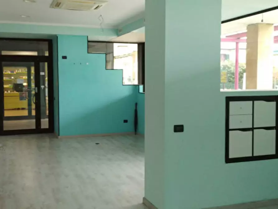 Immagine 3 di Negozio in affitto  a Monselice