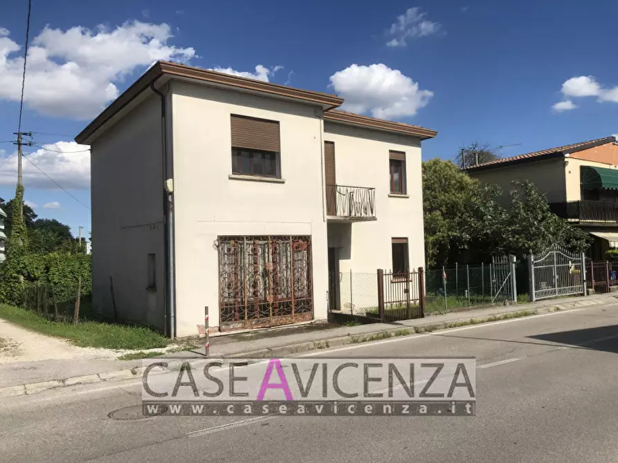 Immagine 1 di Casa bifamiliare in vendita  in via roma a Selvazzano Dentro