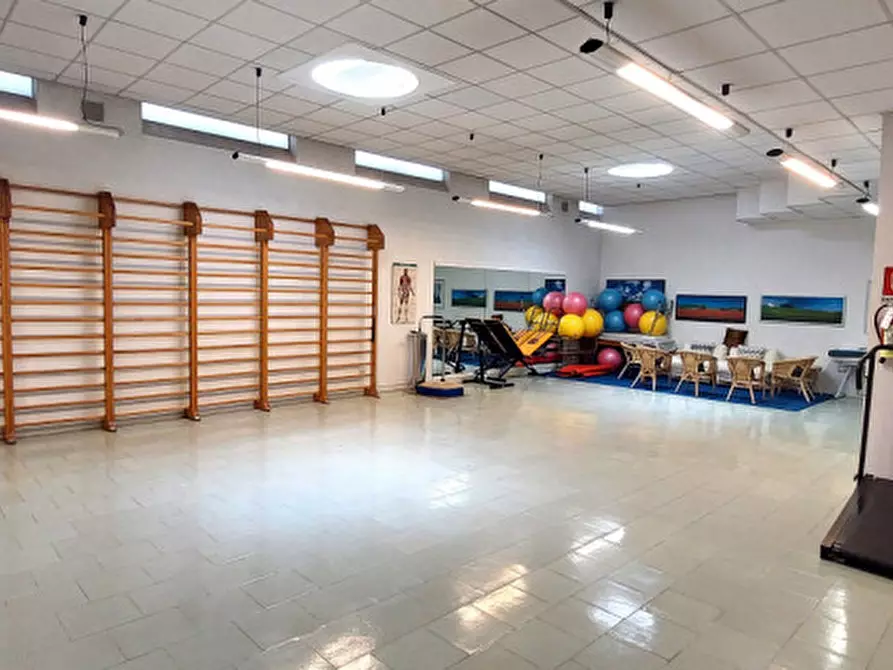 Immagine 2 di Laboratorio in vendita  in corso europa 22 a Alba