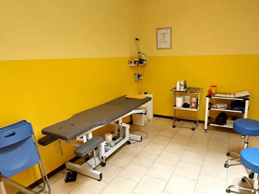 Immagine 7 di Laboratorio in vendita  in corso europa 22 a Alba