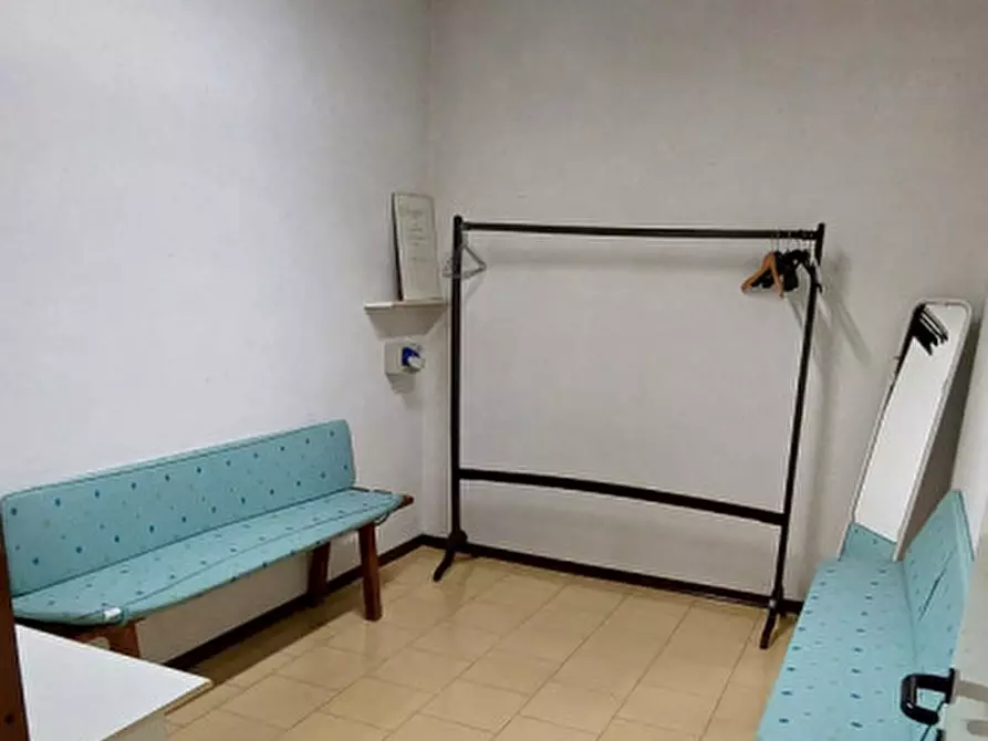 Immagine 11 di Laboratorio in vendita  in corso europa 22 a Alba