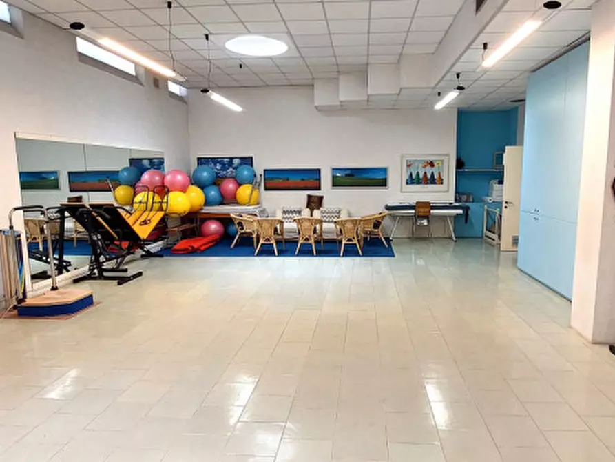 Immagine 17 di Laboratorio in vendita  in corso europa 22 a Alba