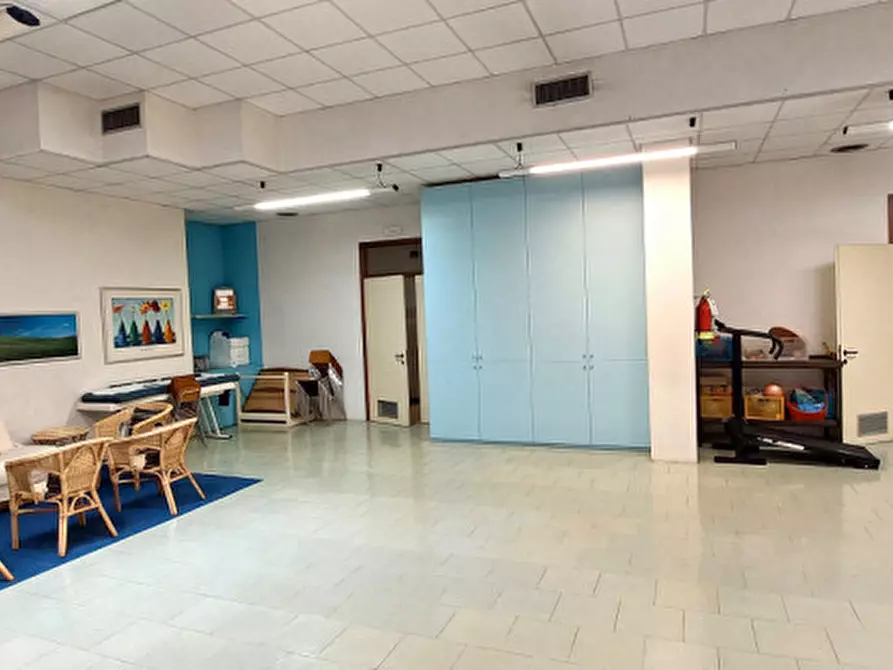 Immagine 19 di Laboratorio in vendita  in corso europa 22 a Alba