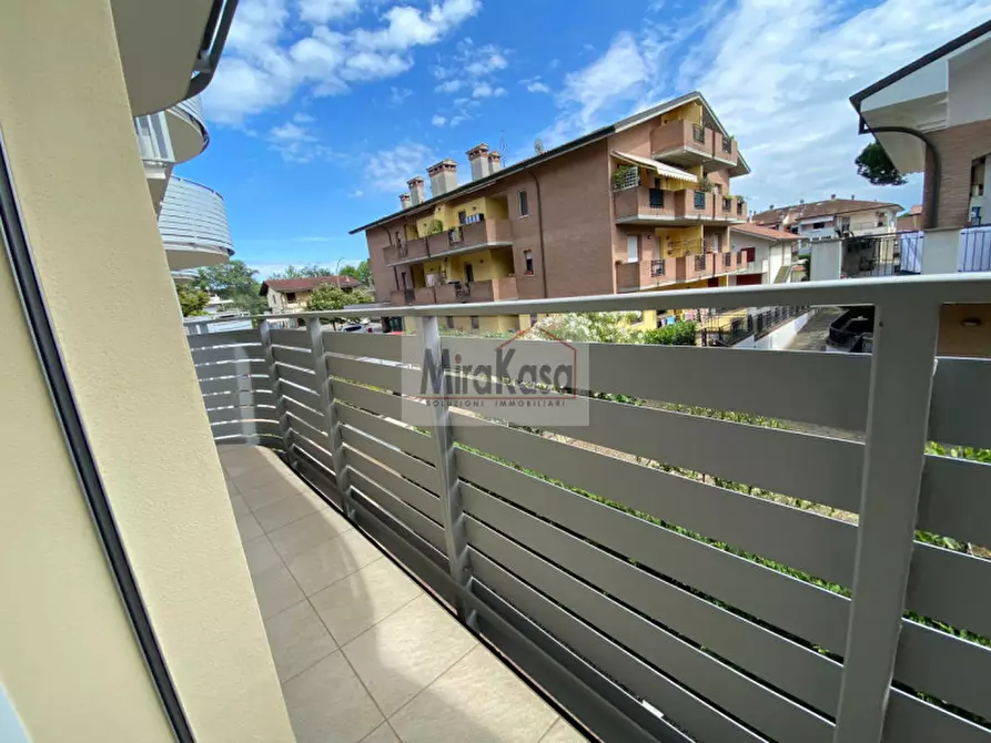 Immagine 39 di Appartamento in vendita  in Via Monte Amiata a Cervia