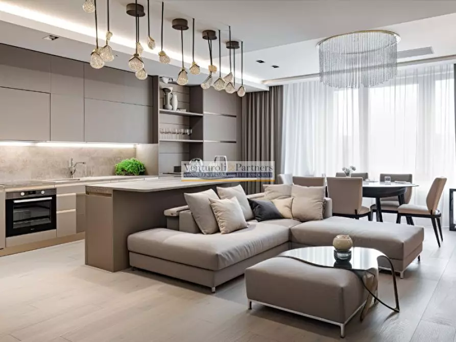 Immagine 20 di Attico in vendita  in via pace a Desenzano Del Garda