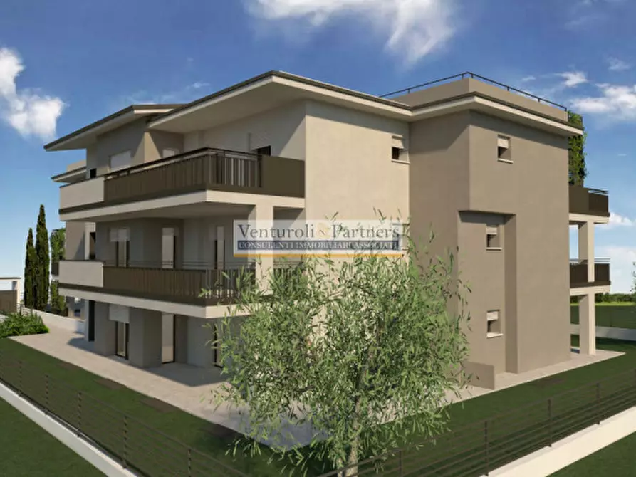 Immagine 28 di Attico in vendita  in via pace a Desenzano Del Garda