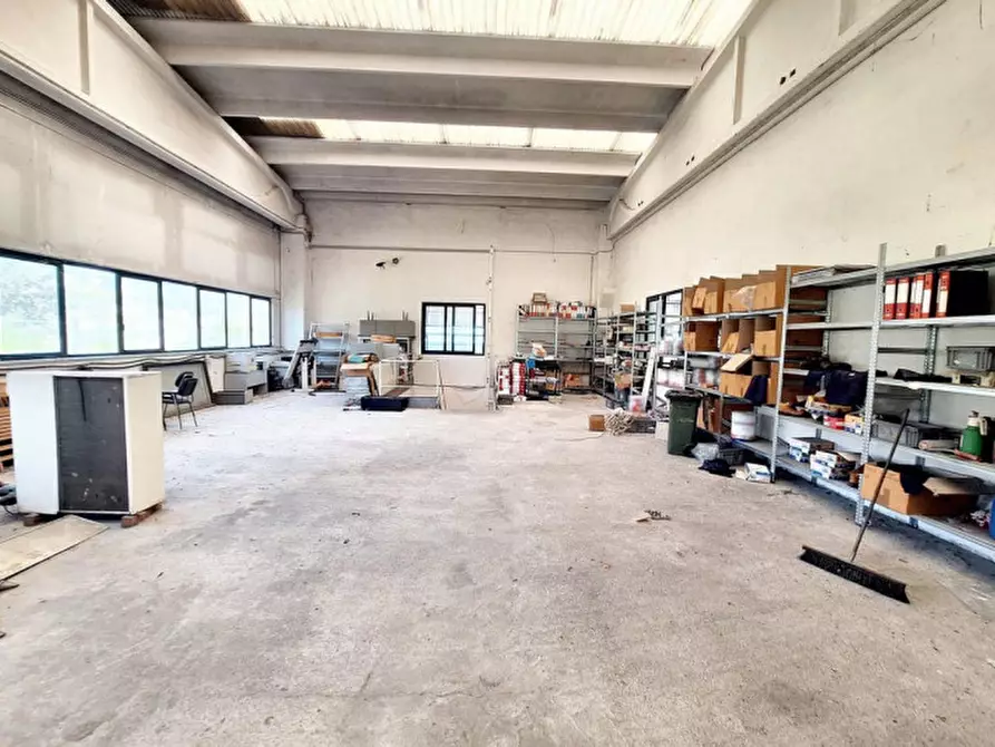 Immagine 11 di Capannone industriale in vendita  in Zona Industriale Casoli Est, N. snc a Casoli