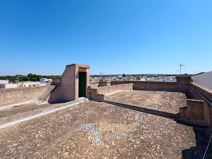 Immagine 14 di Palazzo in vendita  in Via Stanislao Senape de Pace a Alezio