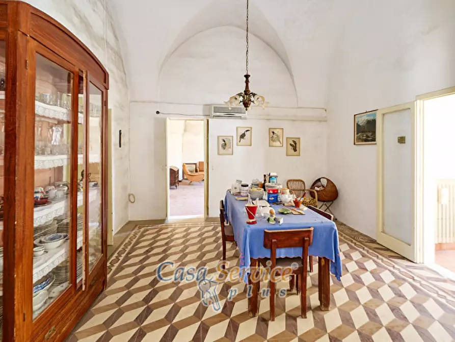 Immagine 45 di Palazzo in vendita  in Via Stanislao Senape de Pace a Alezio