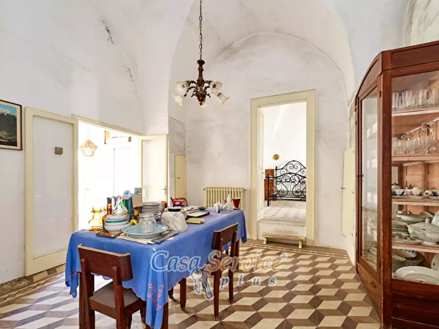 Immagine 46 di Palazzo in vendita  in Via Stanislao Senape de Pace a Alezio