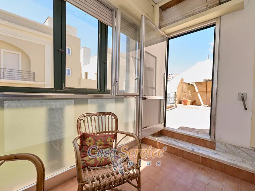 Immagine 48 di Palazzo in vendita  in Via Stanislao Senape de Pace a Alezio