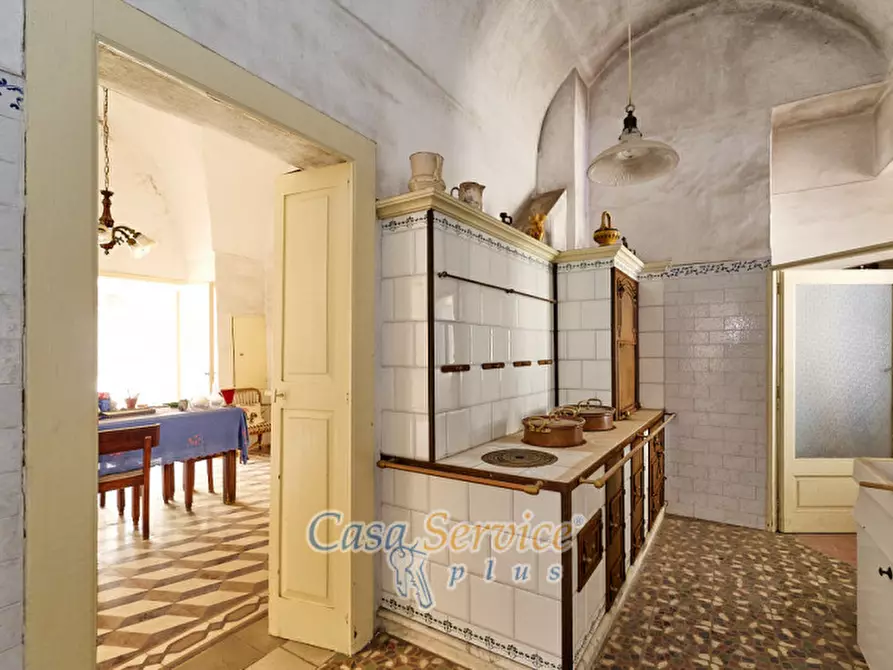 Immagine 52 di Palazzo in vendita  in Via Stanislao Senape de Pace a Alezio