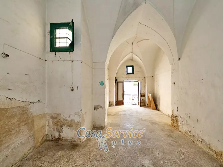 Immagine 57 di Palazzo in vendita  in Via Stanislao Senape de Pace a Alezio