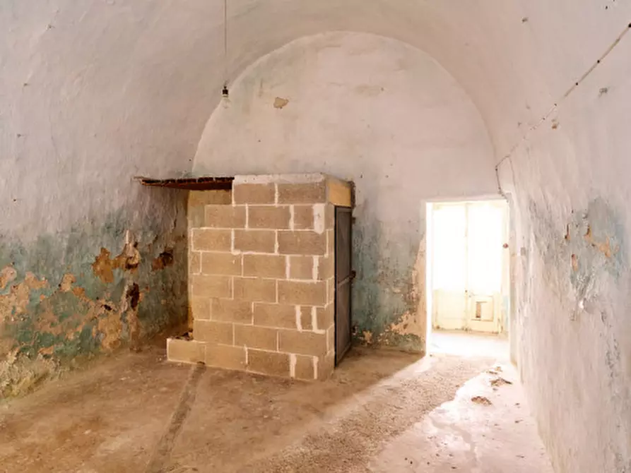 Immagine 64 di Palazzo in vendita  in Via Stanislao Senape de Pace a Alezio