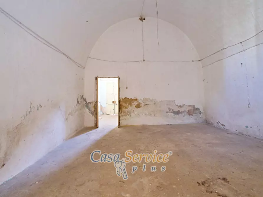 Immagine 72 di Palazzo in vendita  in Via Stanislao Senape de Pace a Alezio