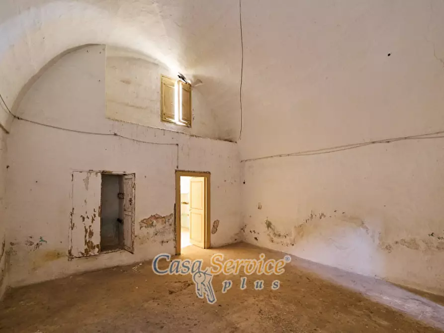 Immagine 73 di Palazzo in vendita  in Via Stanislao Senape de Pace a Alezio