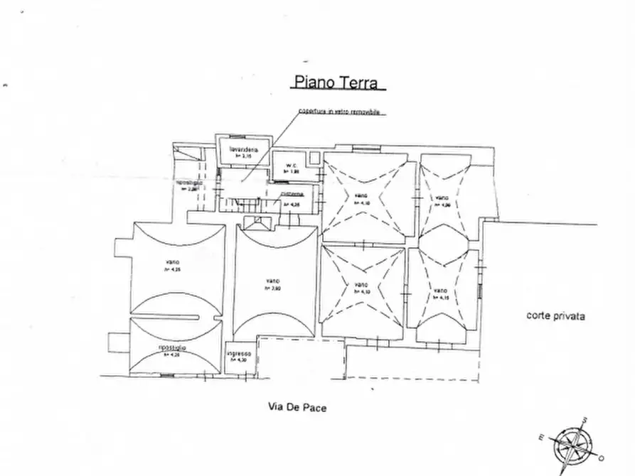 Immagine 82 di Palazzo in vendita  in Via Stanislao Senape de Pace a Alezio