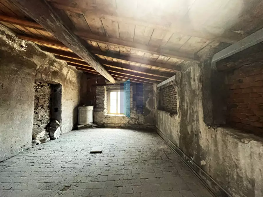 Immagine 26 di Rustico / casale in vendita  in via montebello a Cellatica